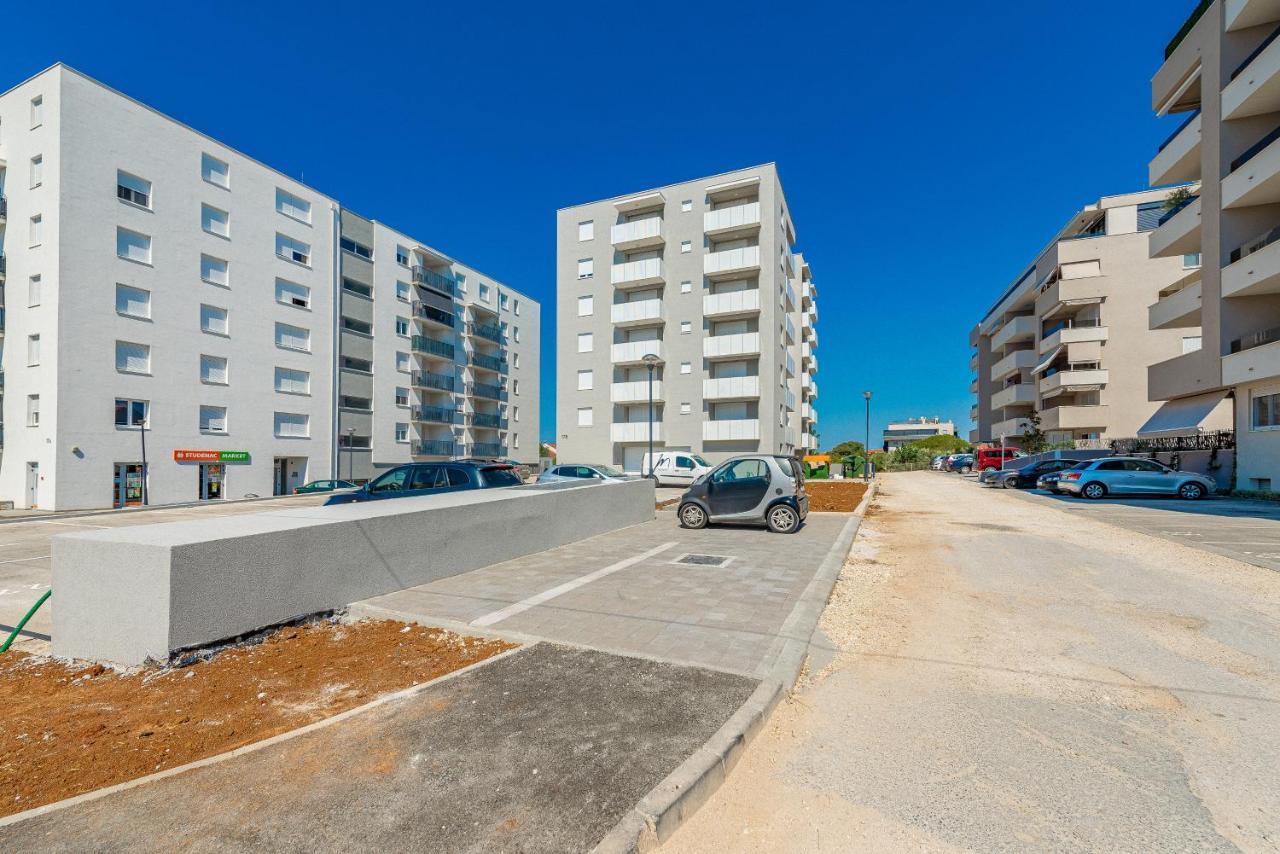 City Lux Apartment 2 - With Garage And Balcony Zadar Exterior photo